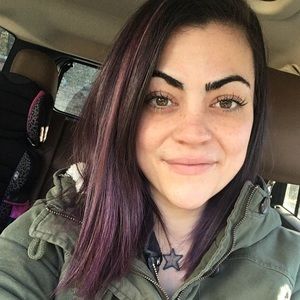 Meet your Posher, Allison